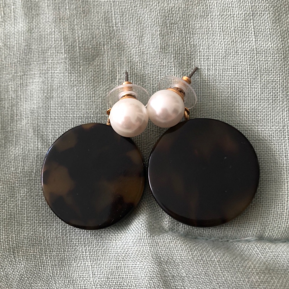 Tortoise shell J. Crew earrings